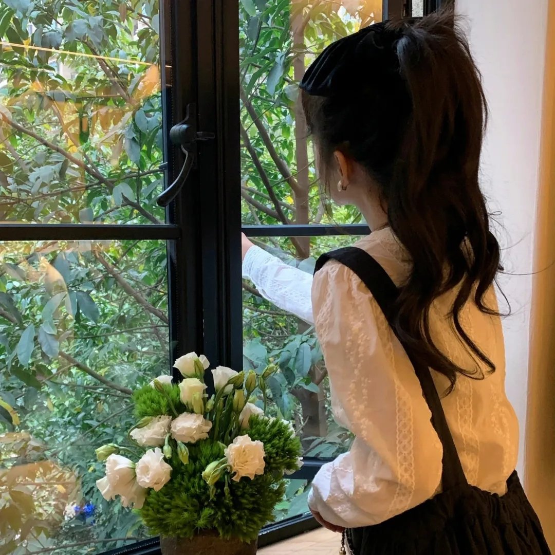 裸男怨女